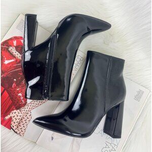 Women's Bamboo Harper Pointed Toe Faux Patent Leather Ankle Bootie Black